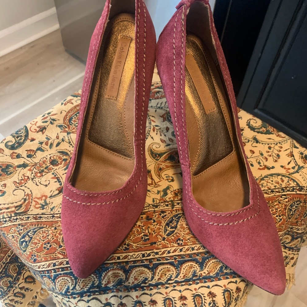 Calvin Klein 8.5